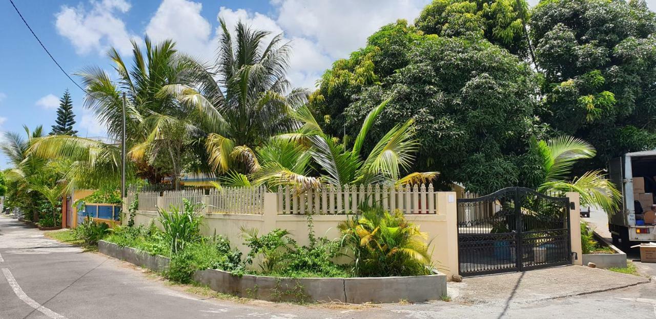 Yoga Paradise Garden Trou aux Biches Exterior photo